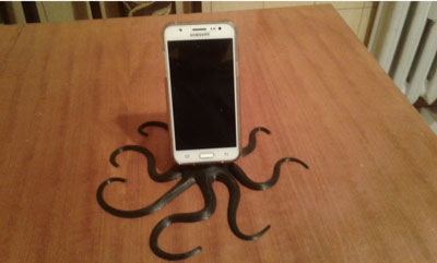 طرح سه بعدی نگهدارنده گوشی هشت پا