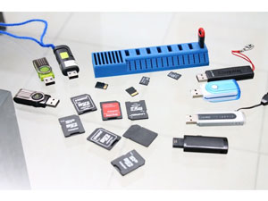 جعبه SD و فلش